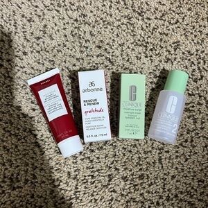 4 Skincare minis